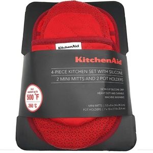 NEW KitchenAid 4 Piece Silicone Kitchen Set 2 Oven Mitts/2 Pot Holders Red